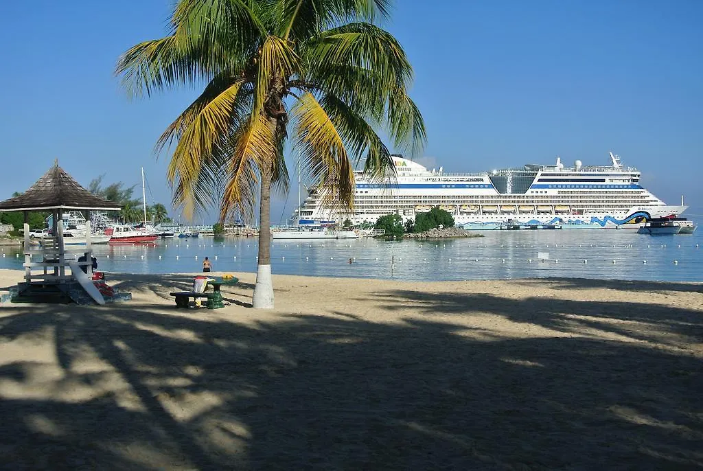 Beach One Bedroom Suite A29 Ocho Rios